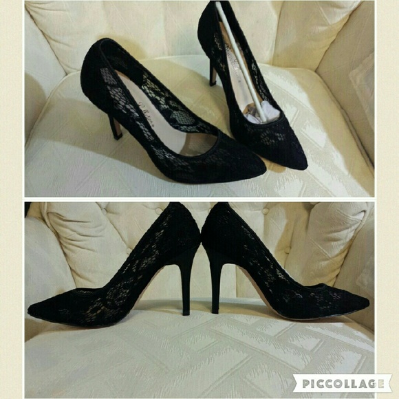 FINAL PRICE Lace black pumps size 7