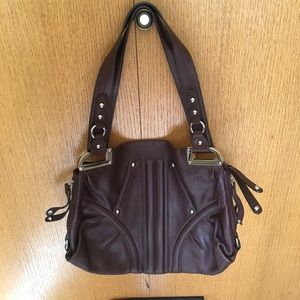 Handbag never been used