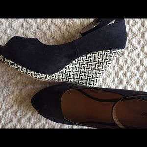Mossimo wedges