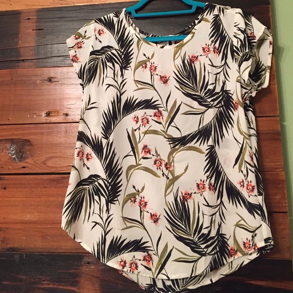 Floral top