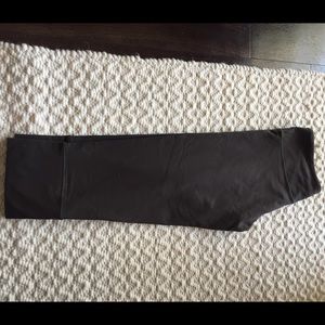 Lululemon brown Capri  leggings