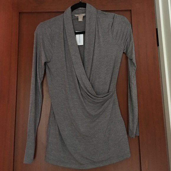 Gray lightweight Banana Republic top