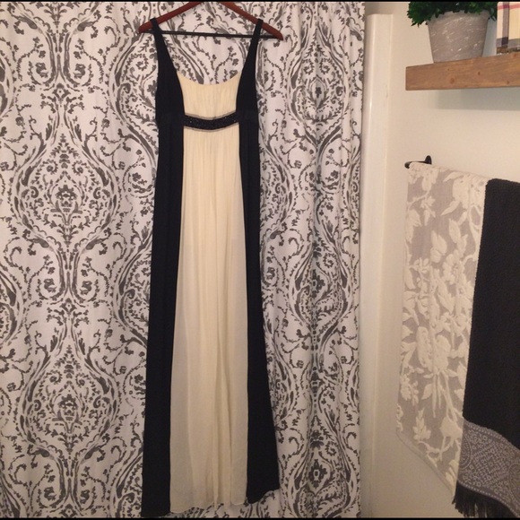 BCBG Formal Dress 6 - Picture 2 of 4