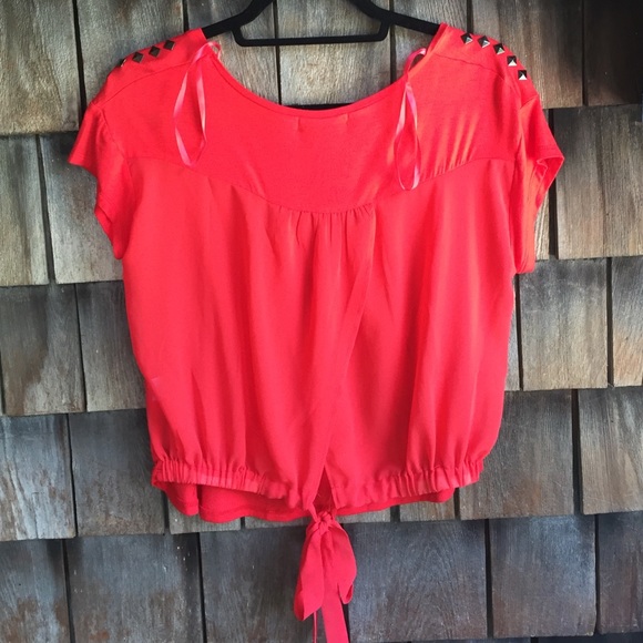 Red blouse - Picture 2 of 2