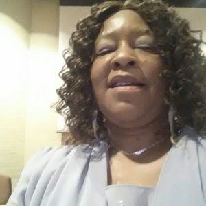 Meet your Posher, Joyce