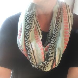 Infinity scarf