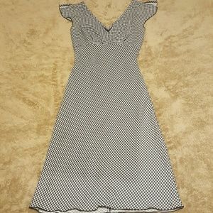 Gorgeous Vintage-looking Dress