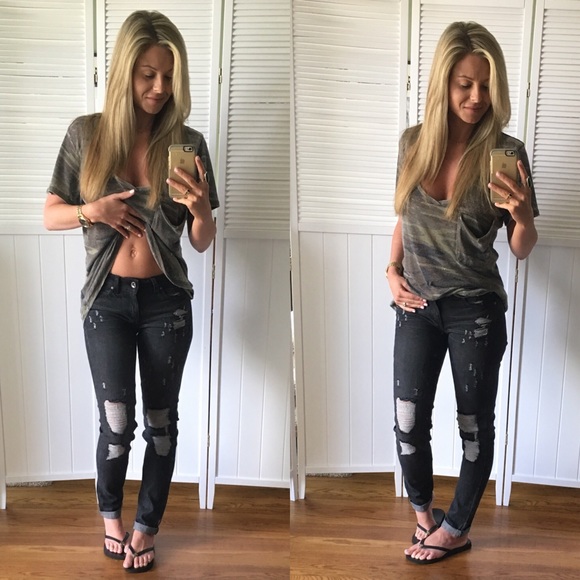 SOLD OUT• Vintage Black Destroyed Denim - Picture 4 of 4