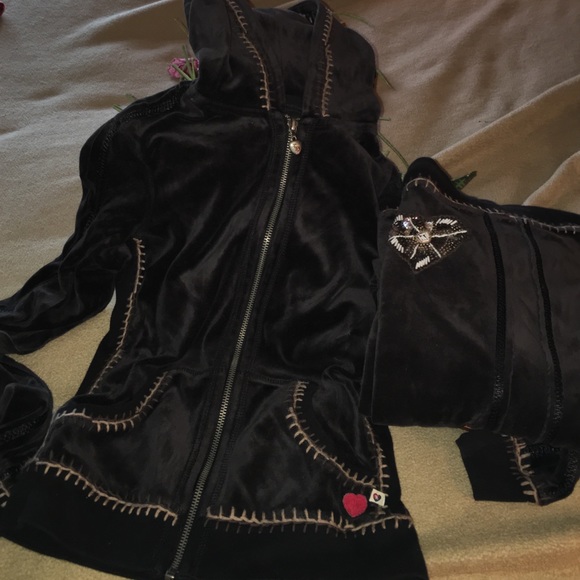 Beautiful velour outfit by Twisted Heart