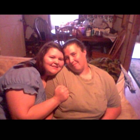 Meet your Posher, Amanda - Picture 1 of 1