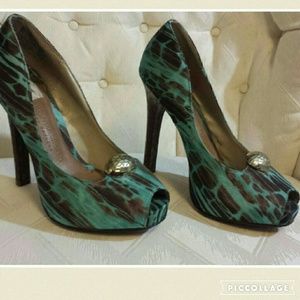 FINAL PRICE Christian Siriano size 7