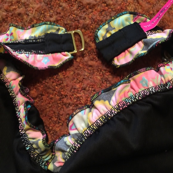 Victoria's Secret Black Floral Bandeau Swim Too - Picture 4 of 4