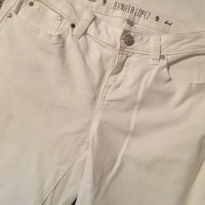 🎀Clearance🎀 White Denim Jeans by Jennifer Lopez
