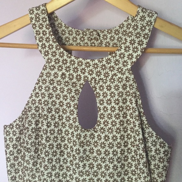 Host Pick! NWOT Anthropologie Top - Picture 2 of 6