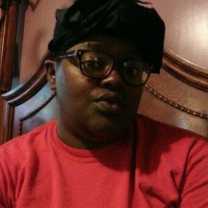 Meet your Posher, Shakira