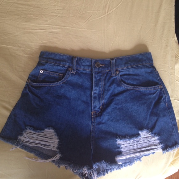 Casual  high waisted shorts - Picture 1 of 3