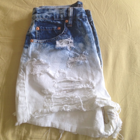 Love culture high waisted shorts - Picture 2 of 4