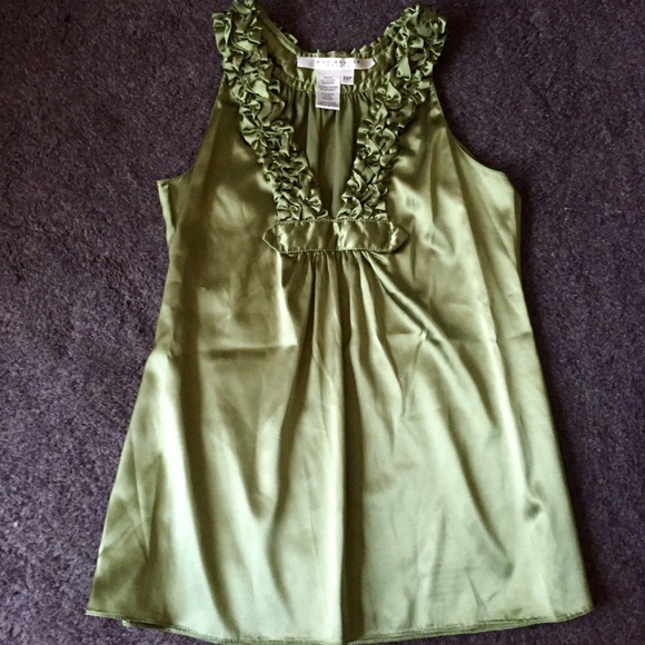 Max Studio Ruffle Vneck Sleeveless Racerback Top - Picture 2 of 4