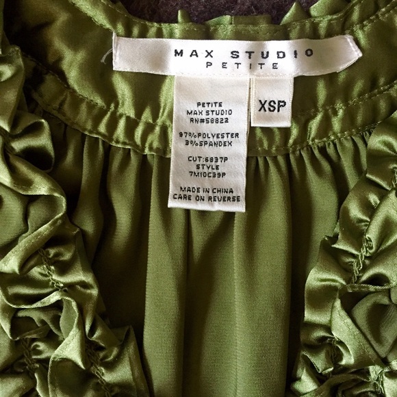 Max Studio Ruffle Vneck Sleeveless Racerback Top - Picture 3 of 4