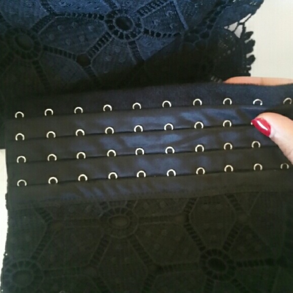 Crop top - Picture 3 of 3