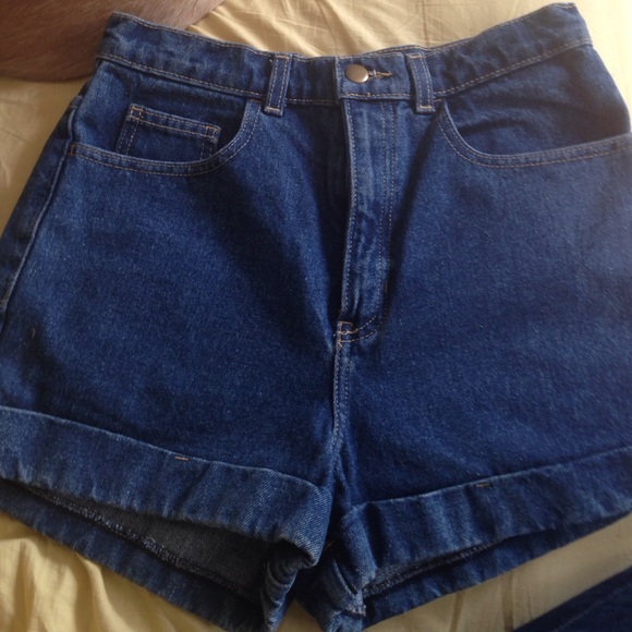 American apparel - Picture 1 of 3