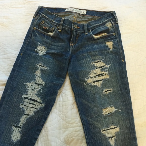 Hollister Denim - Ripped Hollister skinny jeans size 0