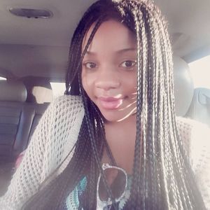 Meet your Posher, Christia