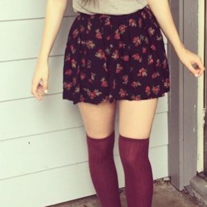 Black skirt with red roses