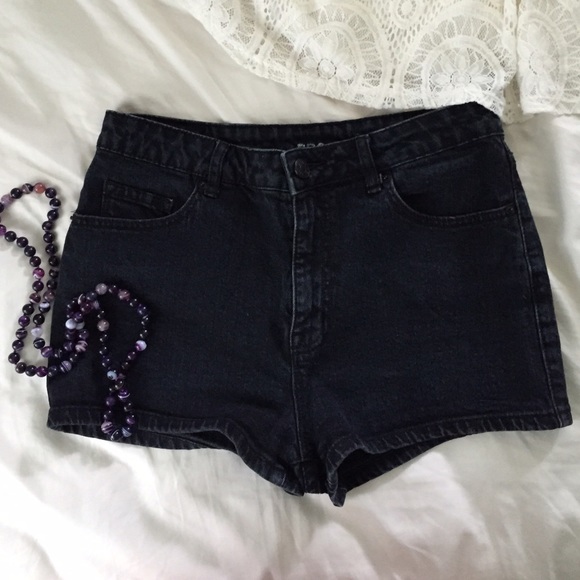 BDG High Rise Erin Shorts