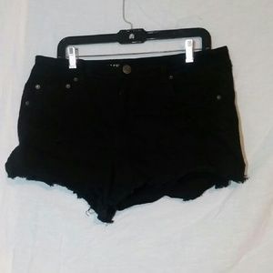 Black distressed shorts