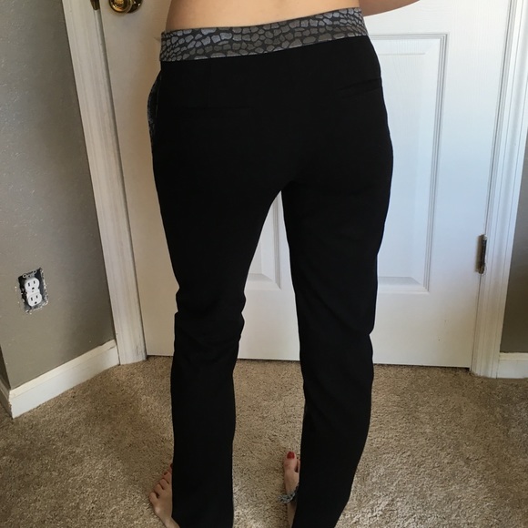 DVF crocodile print pant - Picture 3 of 7