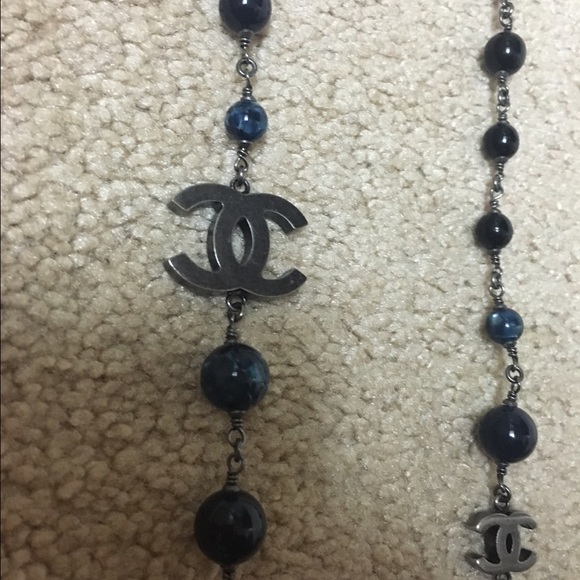 Chanel long necklace - Picture 2 of 3