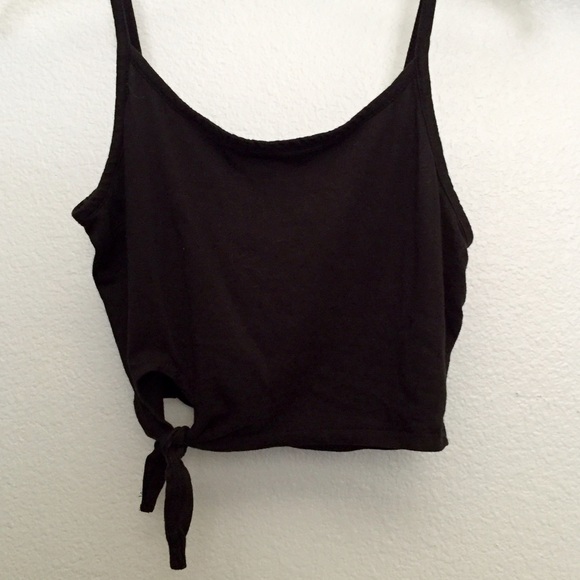 Black Tie Crop