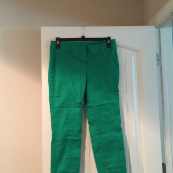 Anne Taylor crop pants