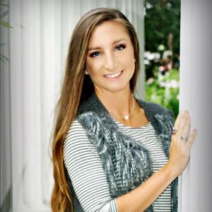 Meet your Posher, Savannah