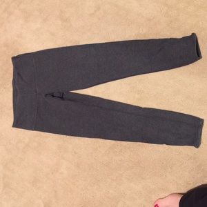 Butt magnet! Rare dark grey lulus!