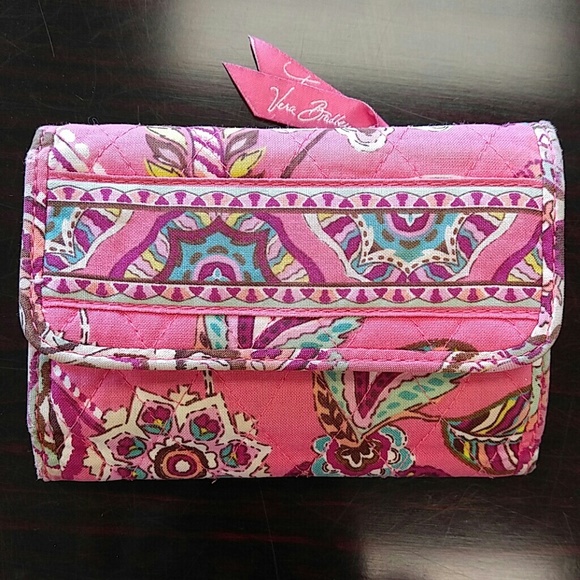 Vera Bradley Handbags - USED Vera Bradley Snap Wallet