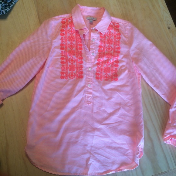 CONSIGNING 2/3 - J. Crew Embroidered Popover - Picture 2 of 4