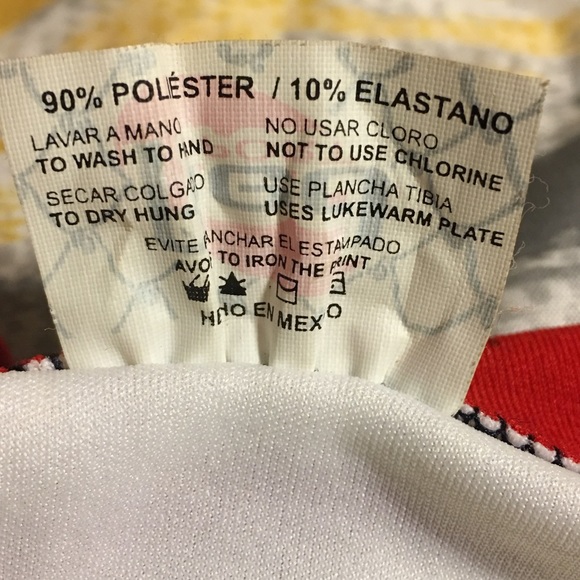 Super cute soccer jersey! Size small! - Picture 4 of 4