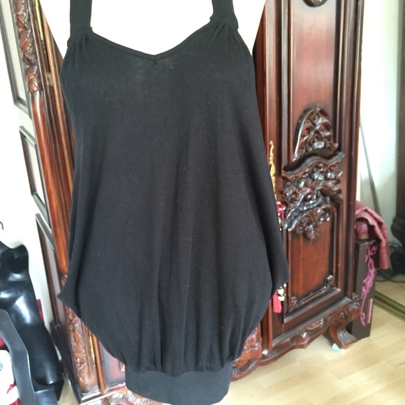 H.W long top - Picture 4 of 4