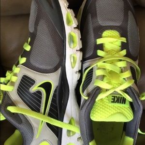 Nike Runners men's size 8