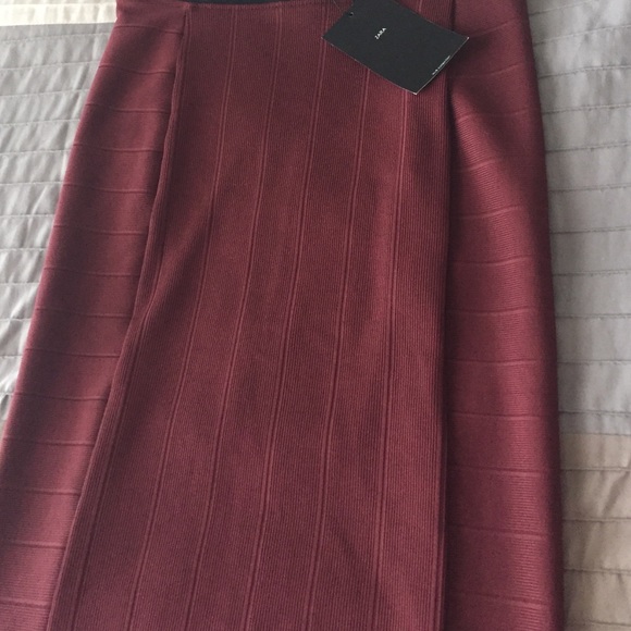 Zara Skirt - Picture 2 of 3