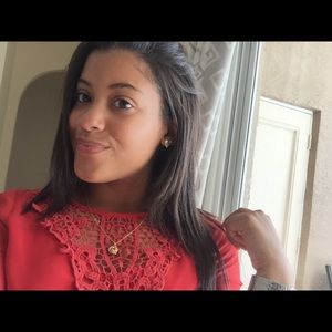 • Meet your posher! •