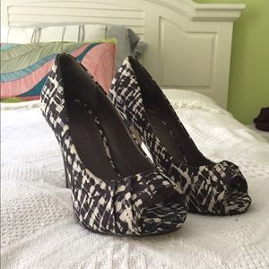 Madden Girl Kaboby Pumps