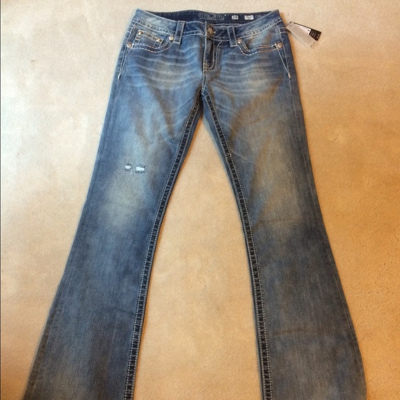 NWT Miss Me jeans! - Picture 3 of 4