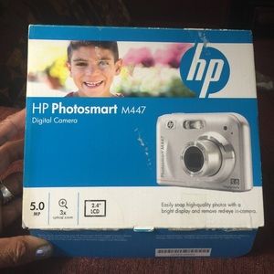 HP PHOTOSMART M447 digital camera all included.