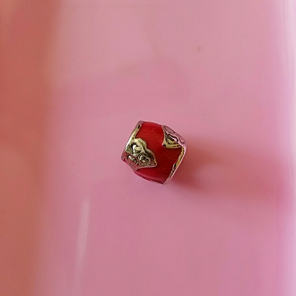 RED HOT HEART CHARM - Picture 4 of 4