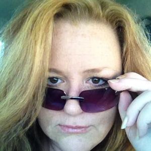 Meet your Posher, Laurie