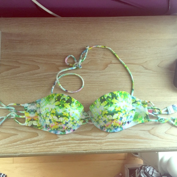 Victoria's Secret bikini top