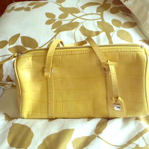 Dooney & Bourke alligator print leather barrel bag